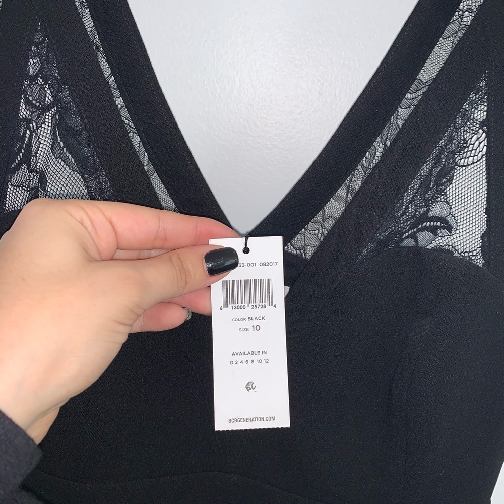 Black lace bcbg dress - Picture 4 of 4